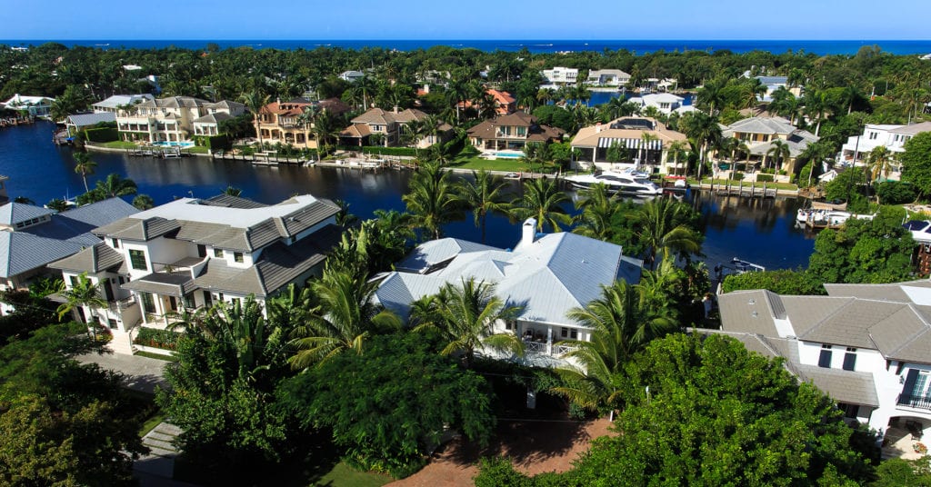 Aqualane Shores Homes For Sale Homes in Aqualane Shores Naples FL.