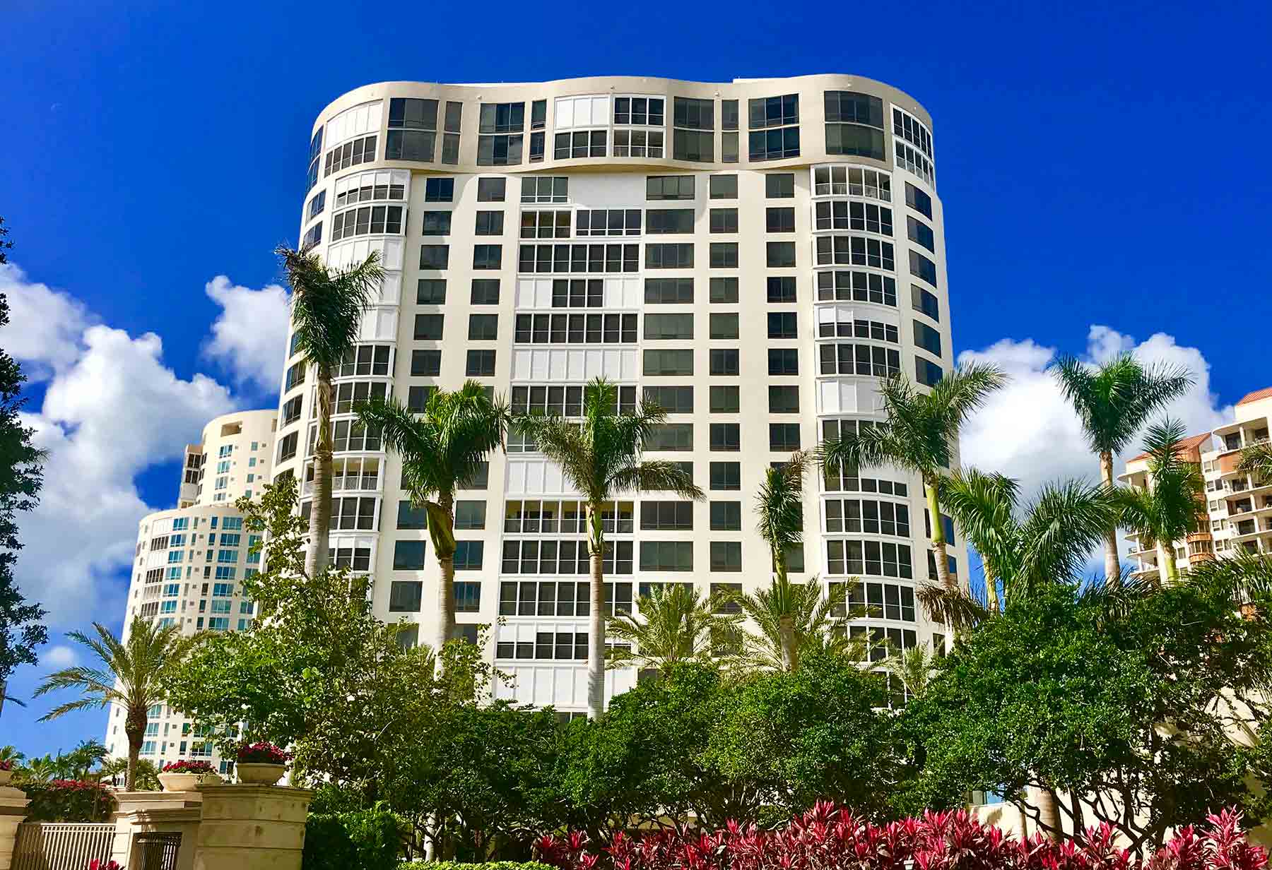 Search All Condos For Sale In Gulf Shore Boulevard From 5M 7M