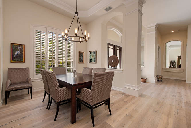 12147 Colliers Reserve Drive Dining