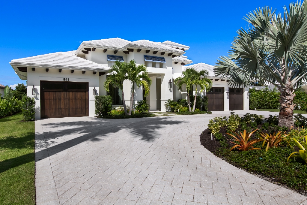 Moorings Homes For Sale Luxury Homes in Moorings Naples FL.