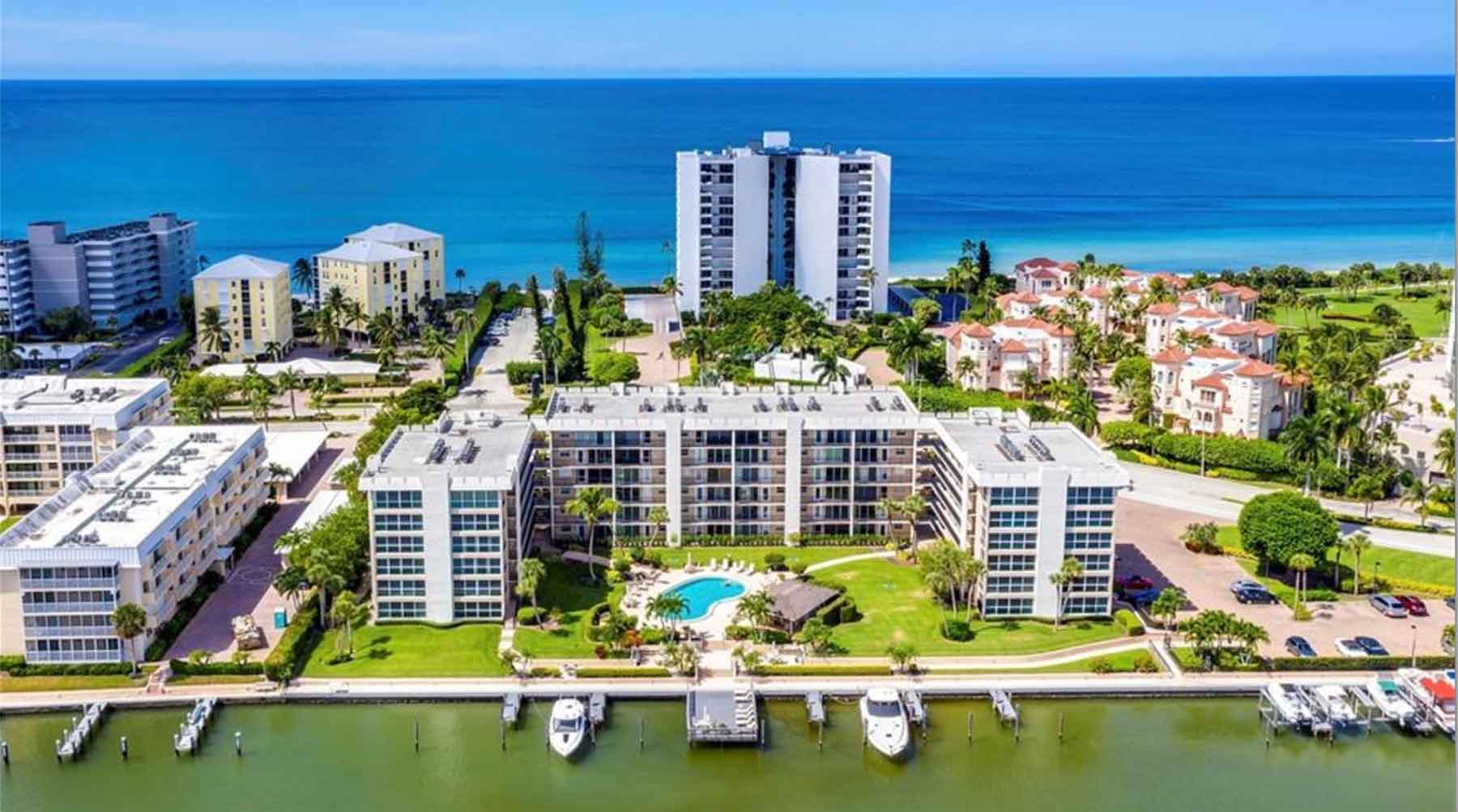 Venetian Cove Club Condos For Sale - Luxury Condos in Park Shore Naples FL.